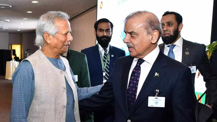 বাংলাদেশ-পাকিস্তানের সম্পর্ক উষ্ণ, তিন বিলিয়ন ডলার বাণিজ্যের আশা